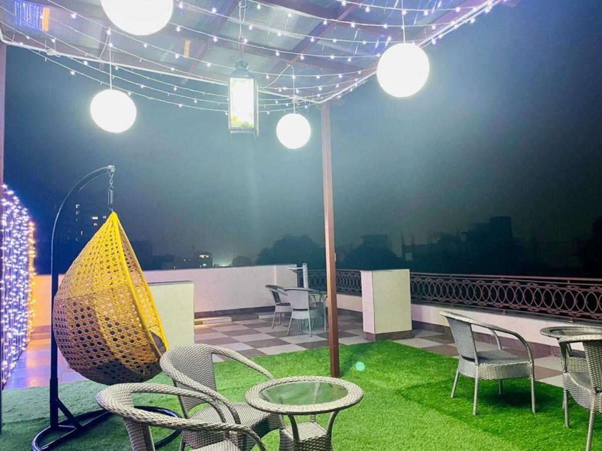Bluo Studio5 Golf Course Road - Gym, Terrace Garden Gurgaon Exterior photo