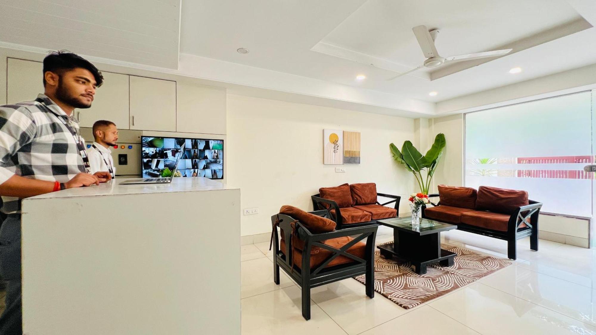 Bluo Studio5 Golf Course Road - Gym, Terrace Garden Gurgaon Exterior photo