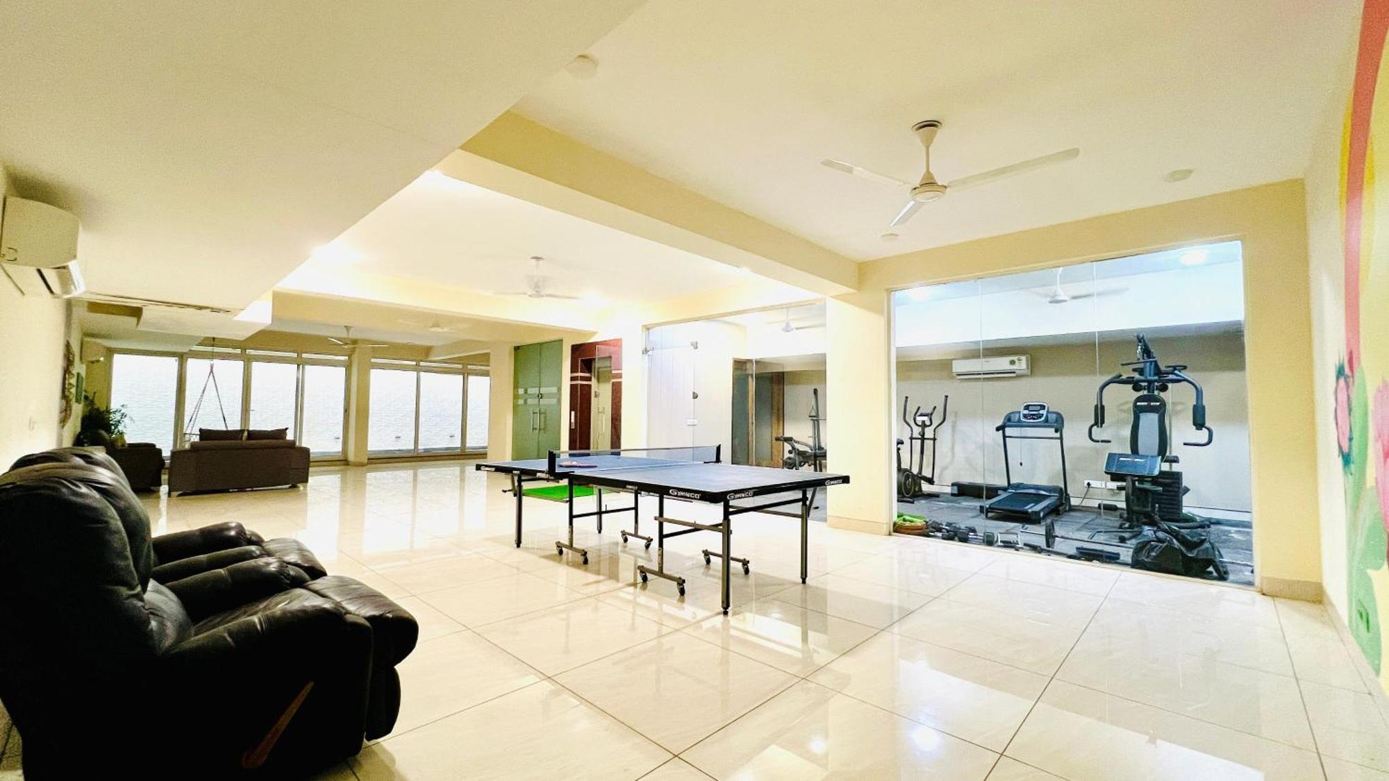 Bluo Studio5 Golf Course Road - Gym, Terrace Garden Gurgaon Exterior photo
